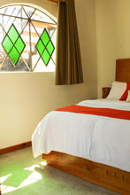 Cargar imagen en el visor de la galería, Suite Familiar