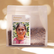 Cargar imagen en el visor de la galería, Antonia Gómez Sántiz
